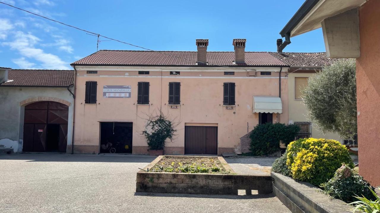 Agriturismo Corte Manzoglio Gazzuolo Экстерьер фото